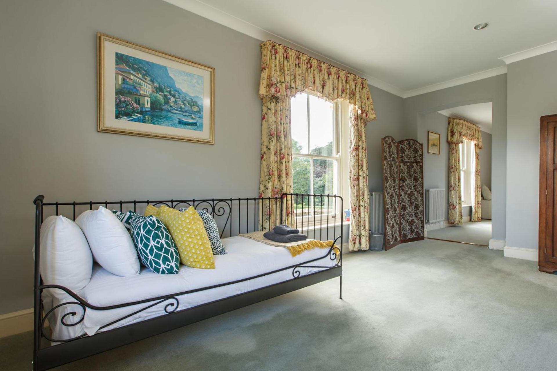 Saham Grove Hall By Group Retreats Bradenham  Экстерьер фото